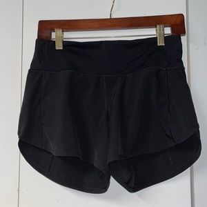 Lululemon Speed-Up Shorts in a 4 Tall/Long